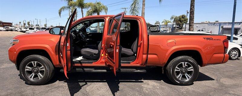 Toyota Tacoma SR5 Double Cab Super Long Bed V6 6AT 2WD 2016
