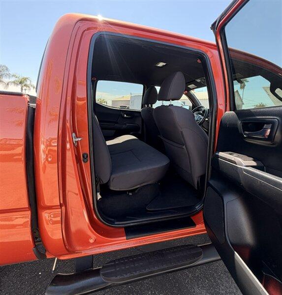 Toyota Tacoma SR5 Double Cab Super Long Bed V6 6AT 2WD 2016