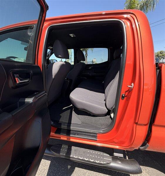 Toyota Tacoma SR5 Double Cab Super Long Bed V6 6AT 2WD 2016