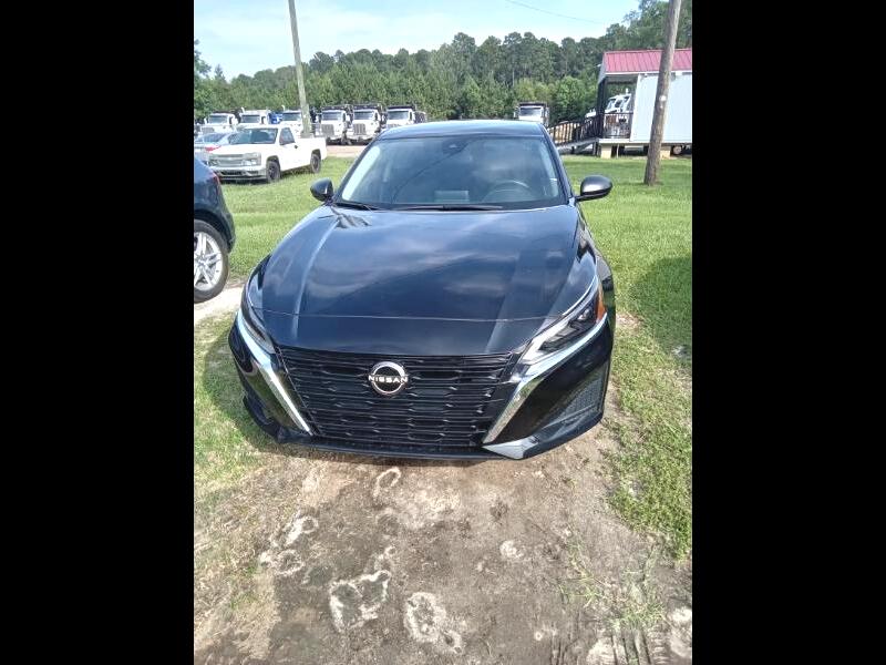 2025 Nissan Altima
