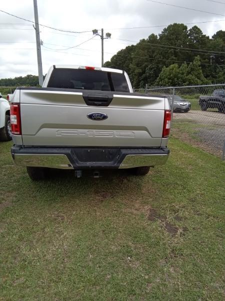 Ford F-150 4WD Reg Cab 141" XL 2019