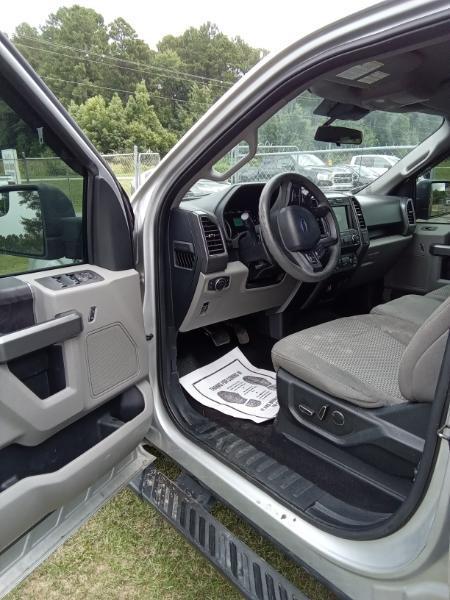 Ford F-150 4WD Reg Cab 141" XL 2019