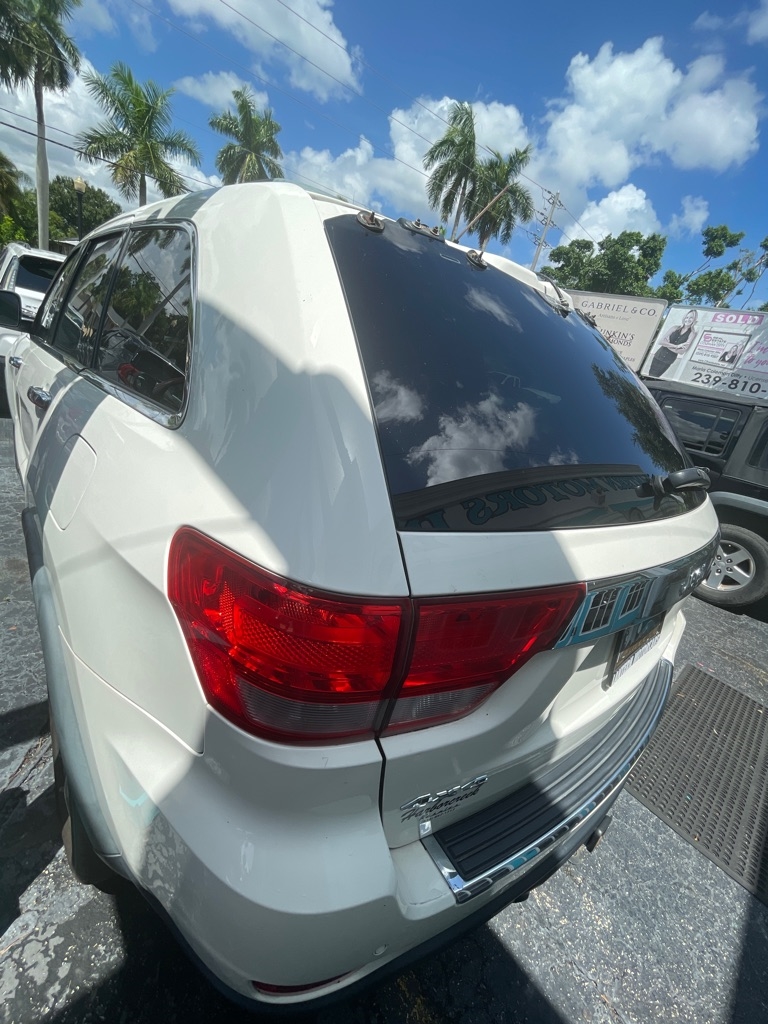 Jeep Grand Cherokee  2011