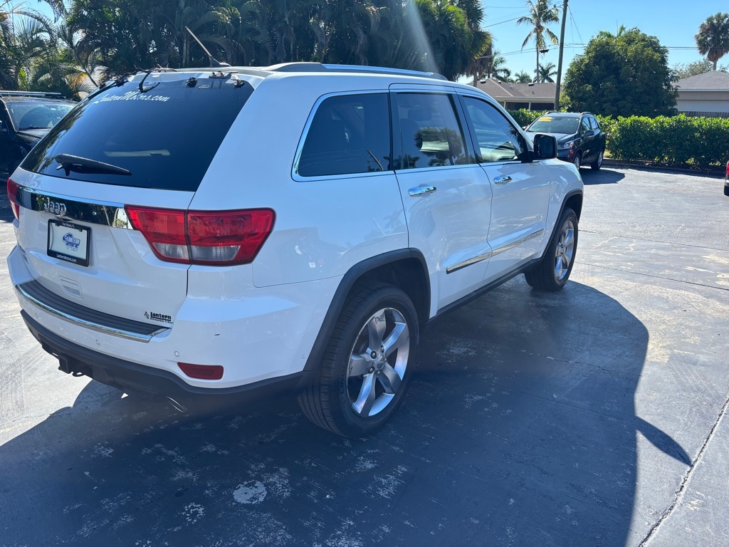 Jeep Grand Cherokee  2011