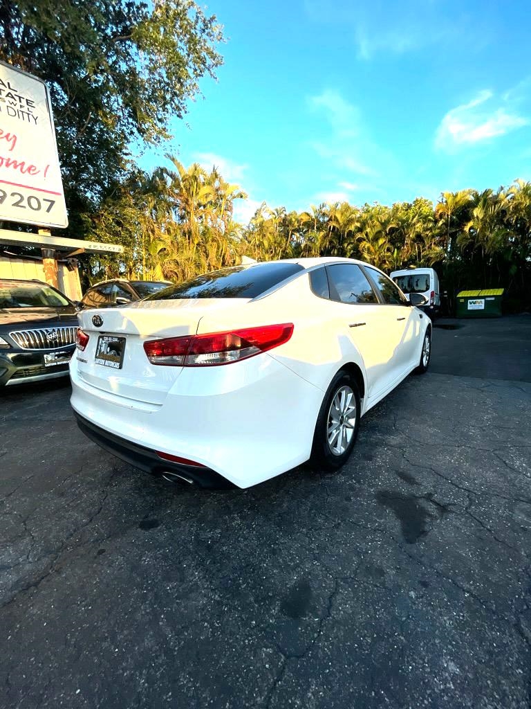 Kia Optima  2016 Kia Optima  2016