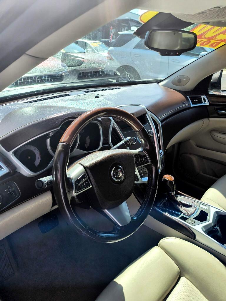 Cadillac SRX  2011