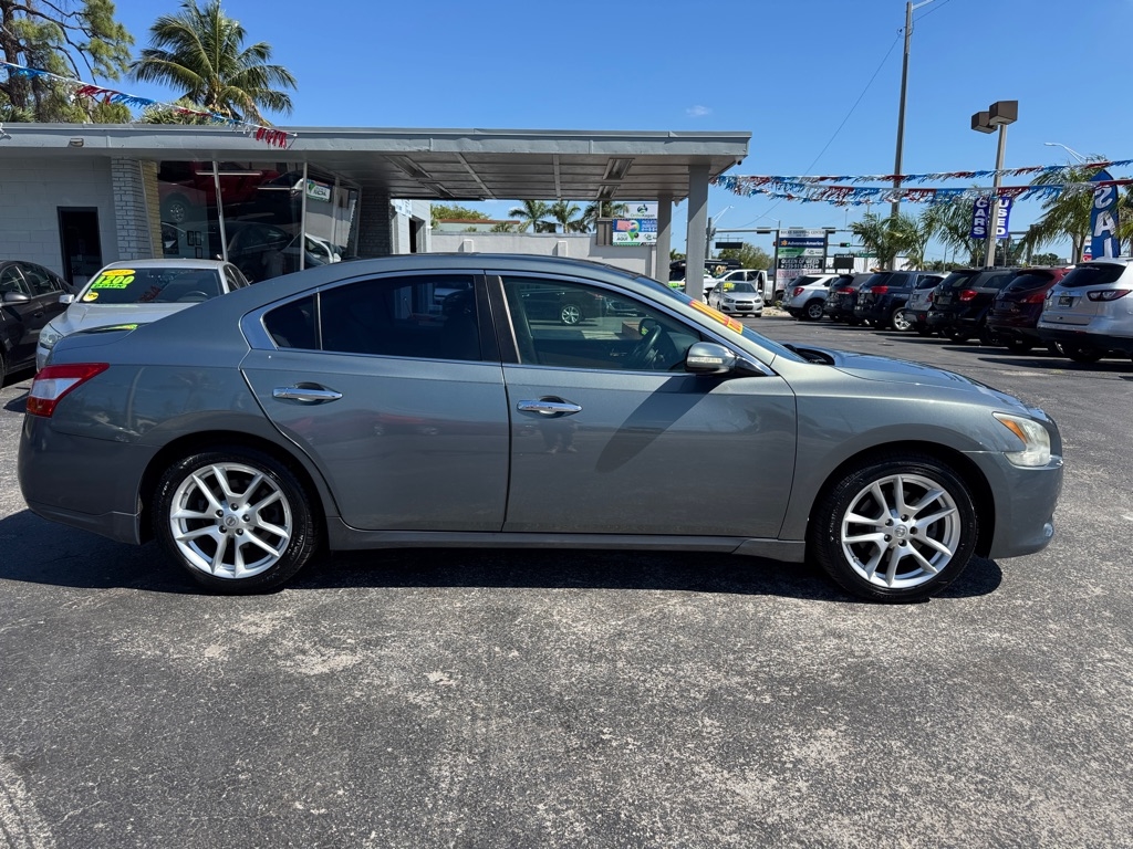 2011 Nissan Maxima S
