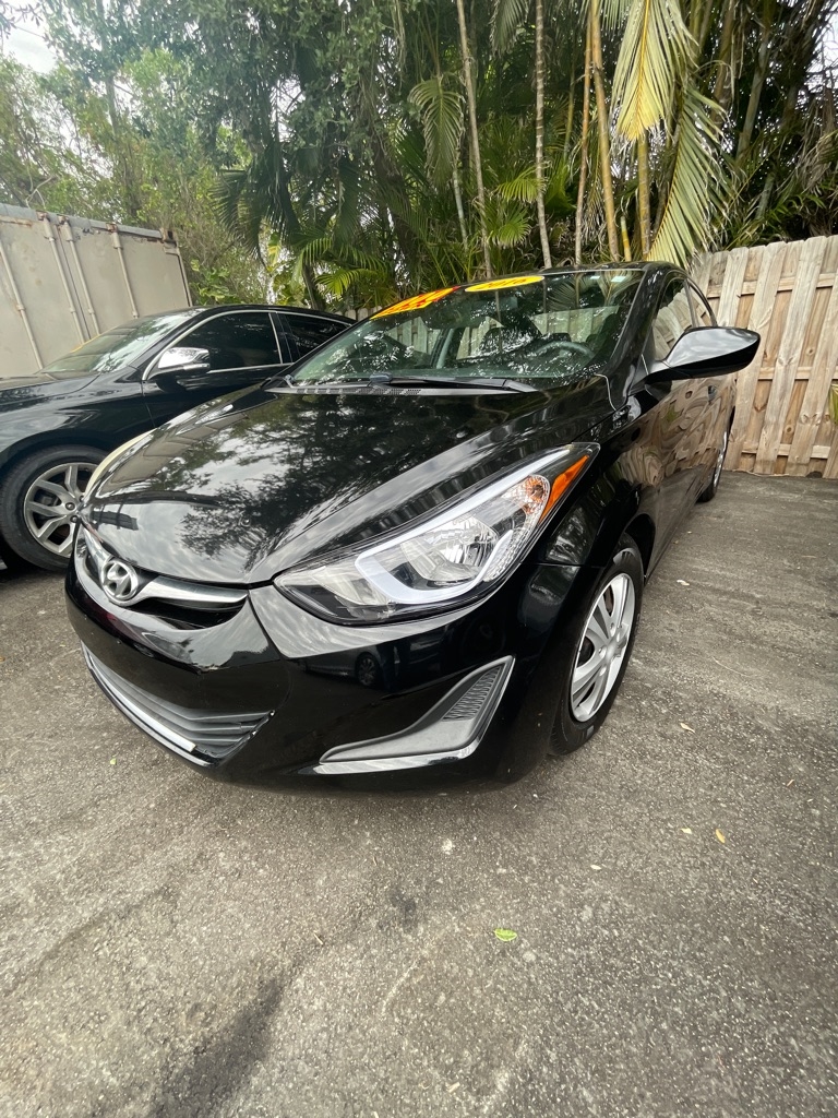 Hyundai Elantra  2016