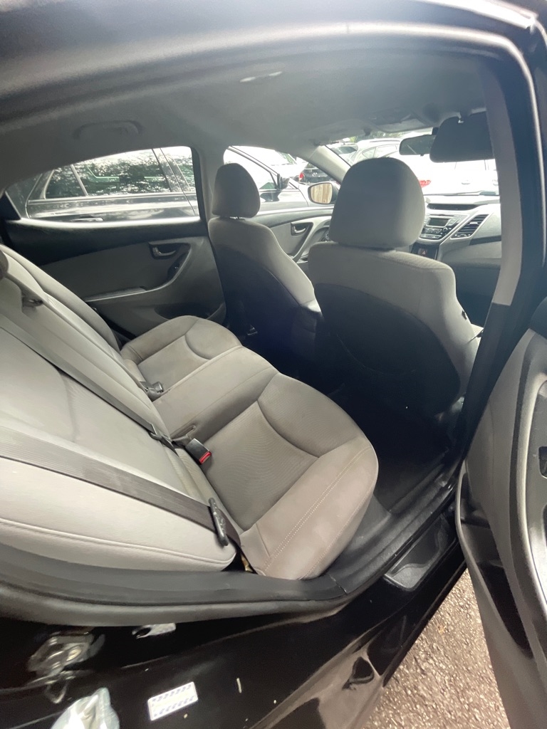 Hyundai Elantra  2016