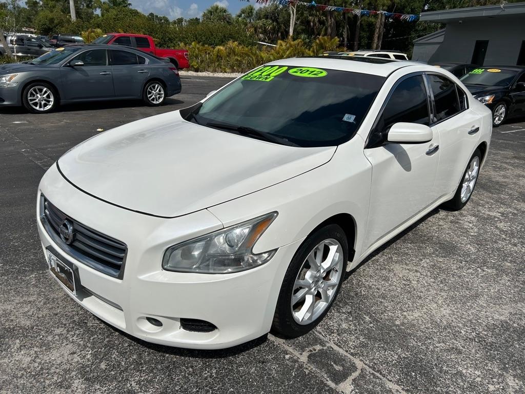 Nissan Maxima  2012
