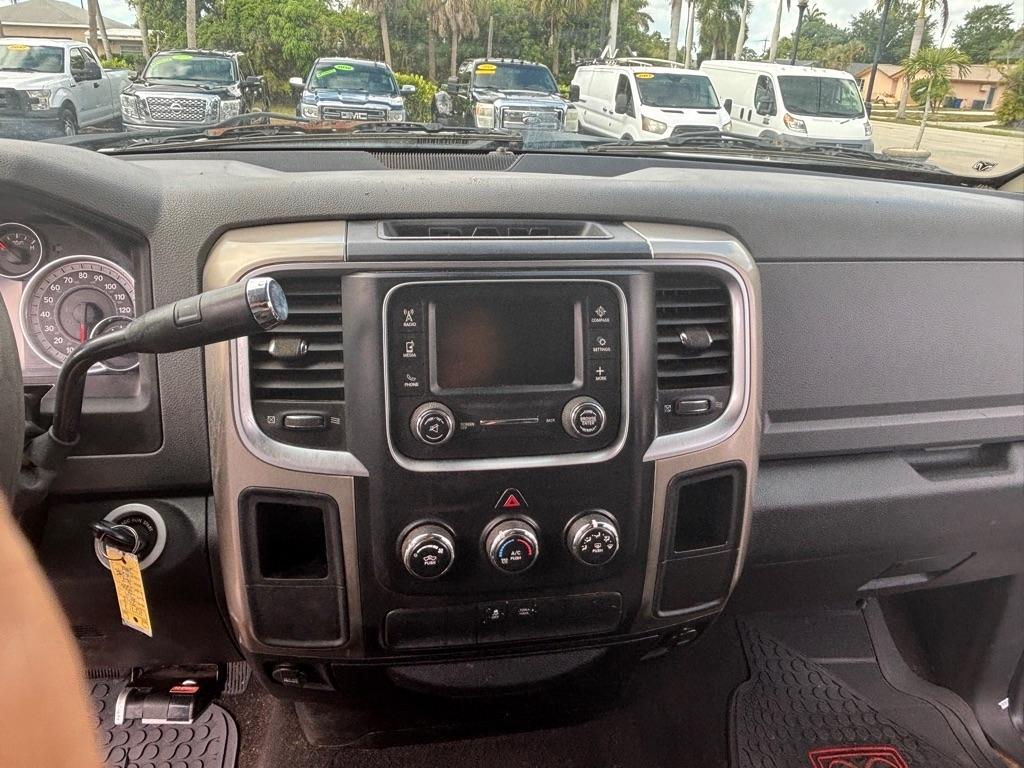 RAM 1500 SLT Quad Cab 2WD 2013