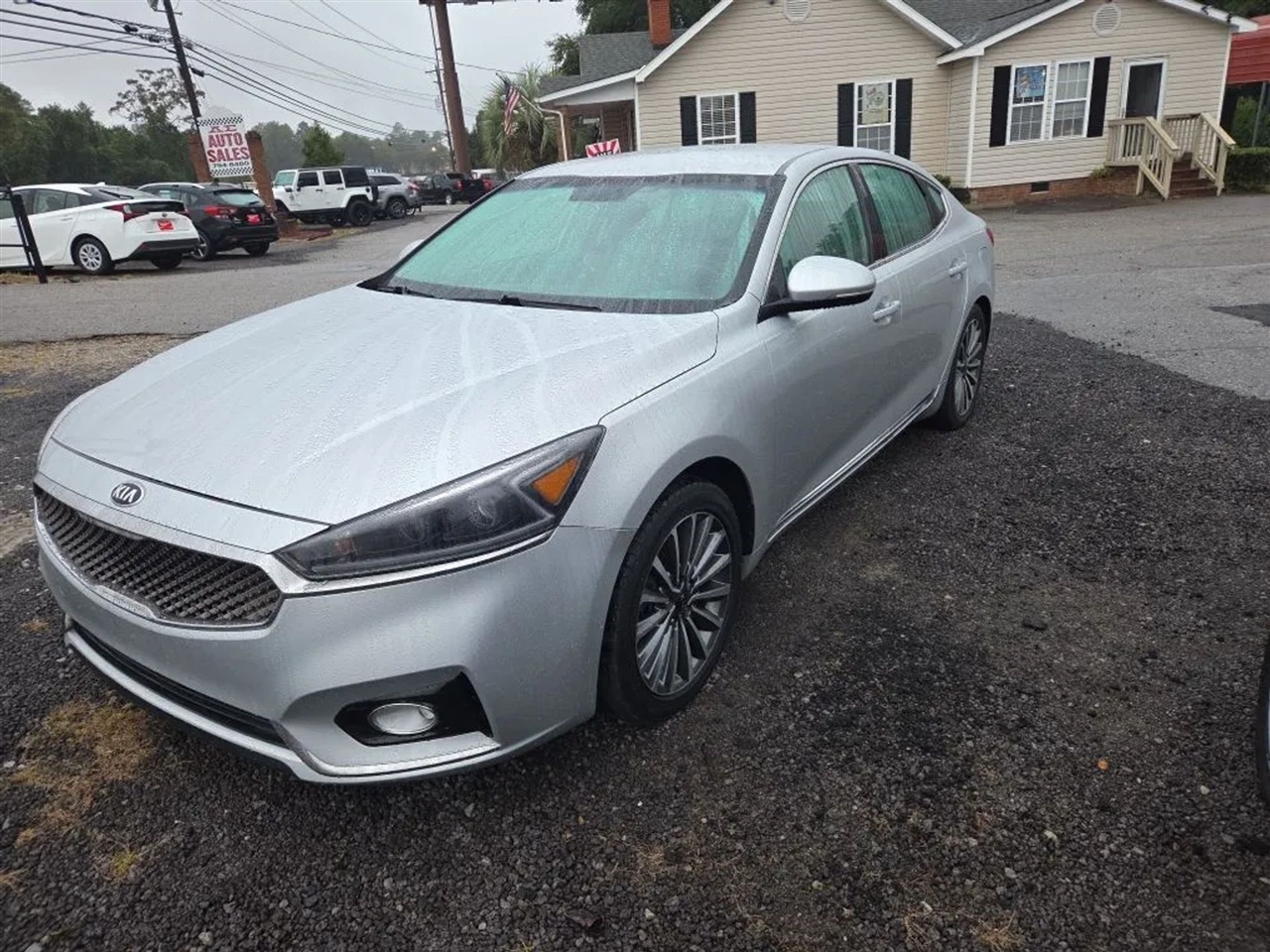 Kia Cadenza Premium 2017 Kia Cadenza Premium 2017