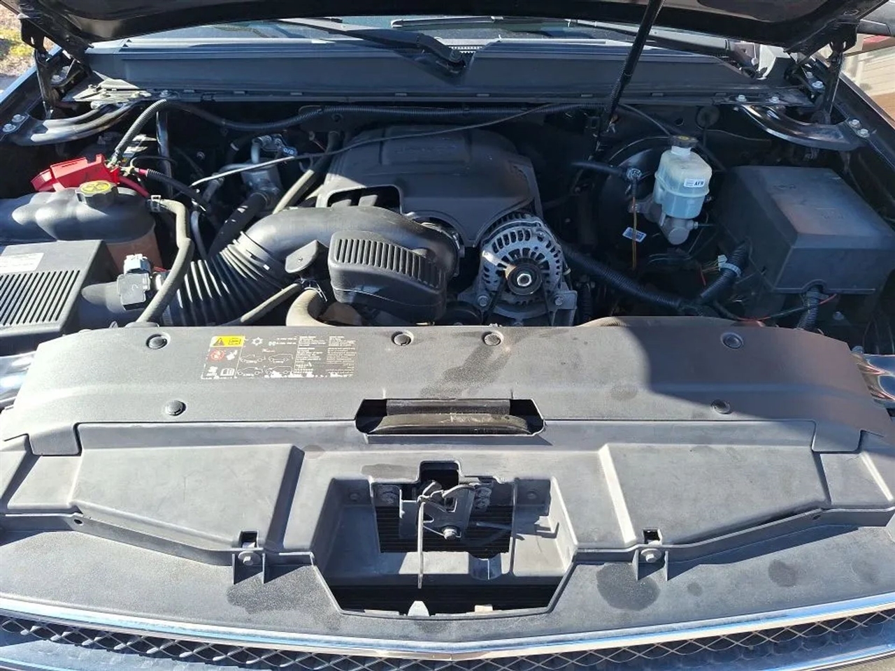 Chevrolet Avalanche LS 2WD 2012