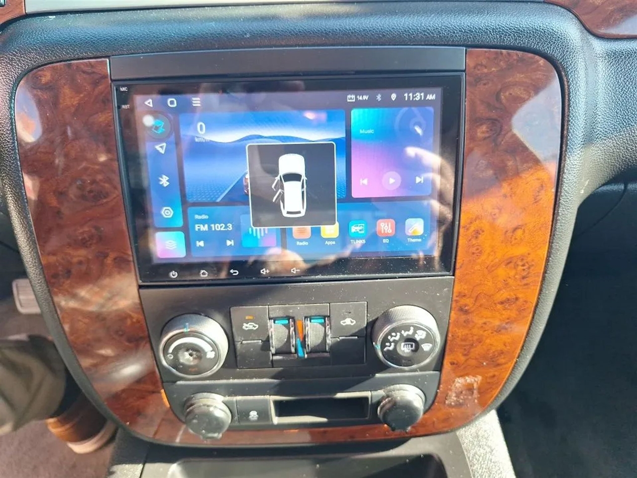 Chevrolet Avalanche LS 2WD 2012