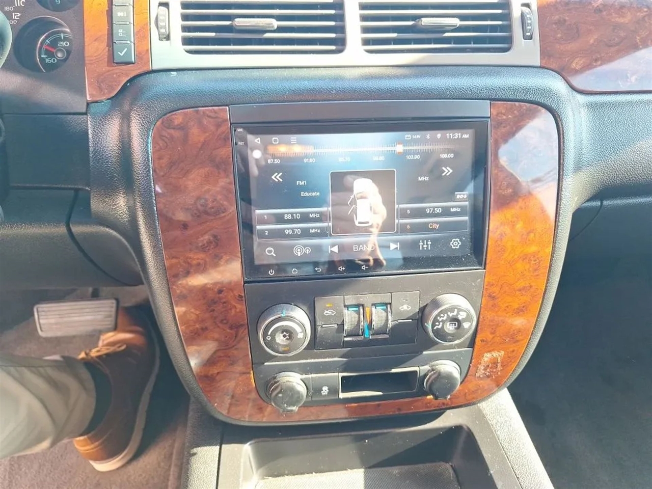 Chevrolet Avalanche LS 2WD 2012