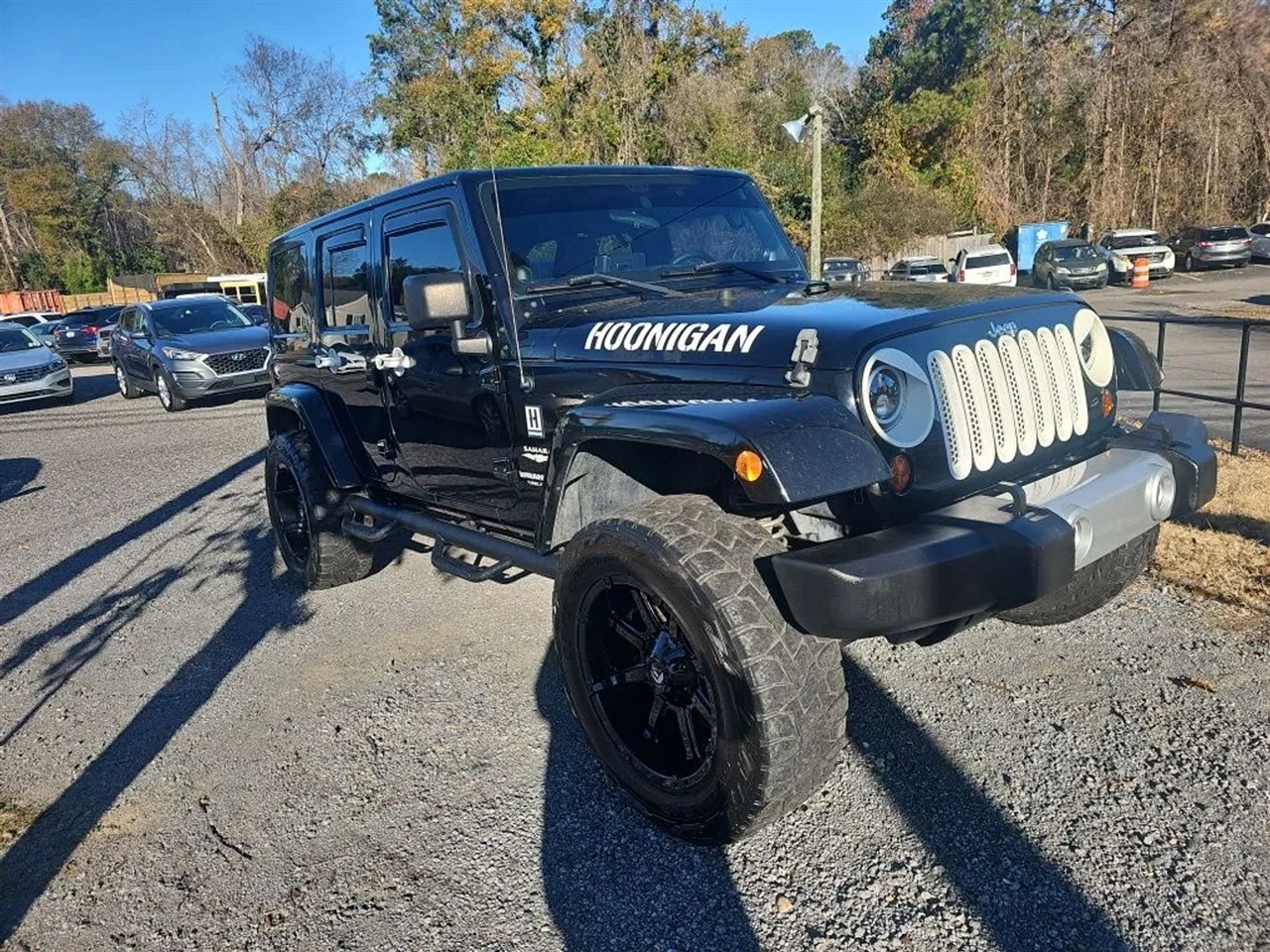 2011 Jeep Wrangler Unlimited Sahara 4WD