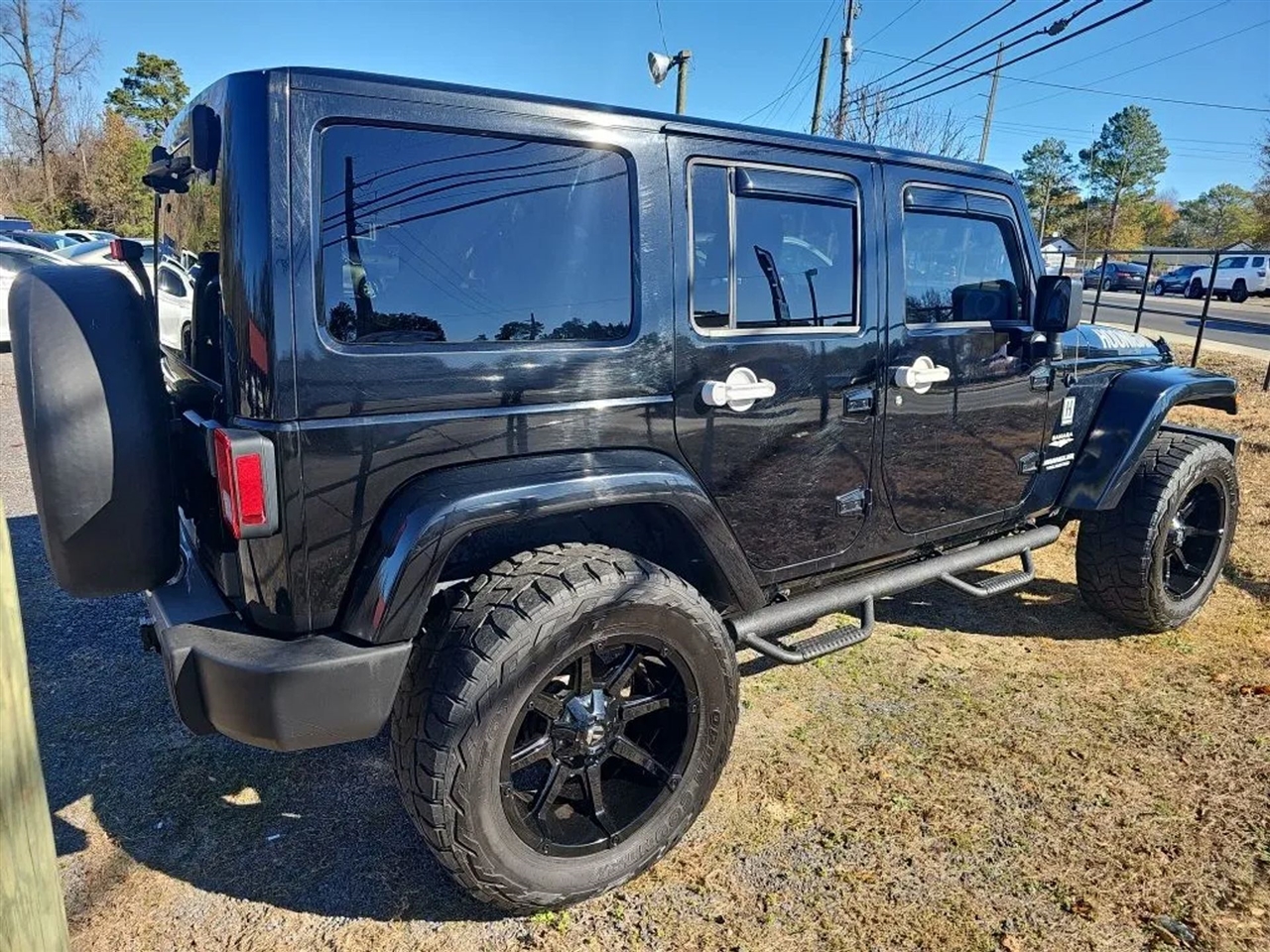 Jeep Wrangler Unlimited Sahara 4WD 2011