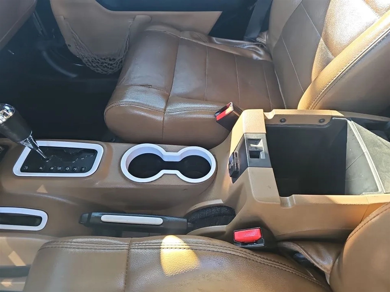 Jeep Wrangler Unlimited Sahara 4WD 2011