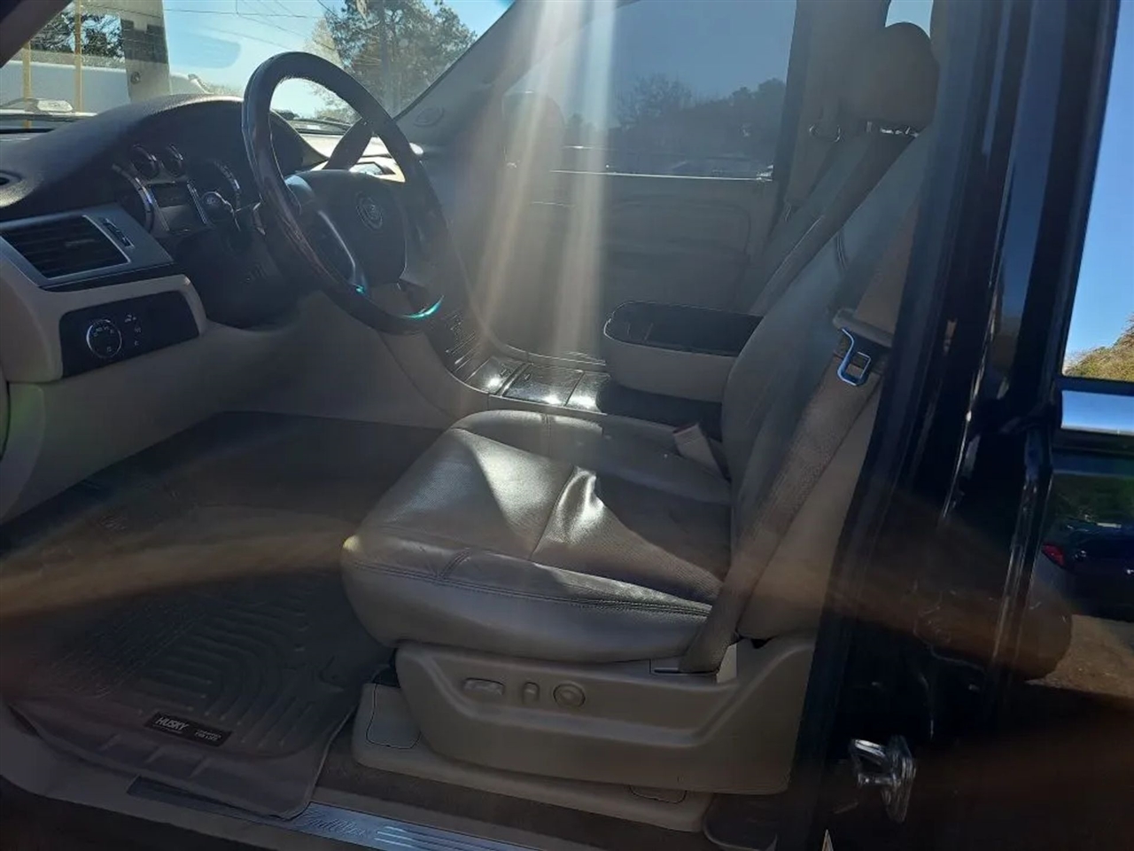 Cadillac Escalade 2WD Luxury 2013