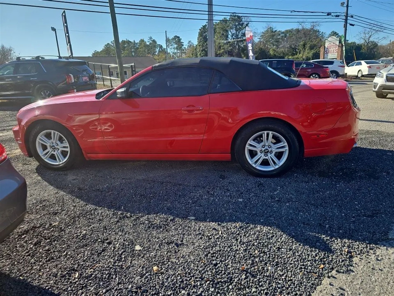 Ford Mustang V6 Convertible 2014
