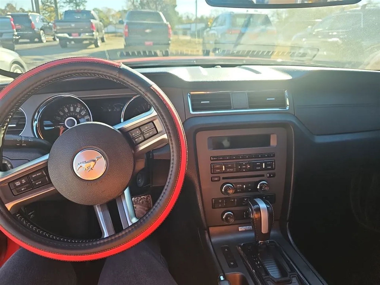 Ford Mustang V6 Convertible 2014