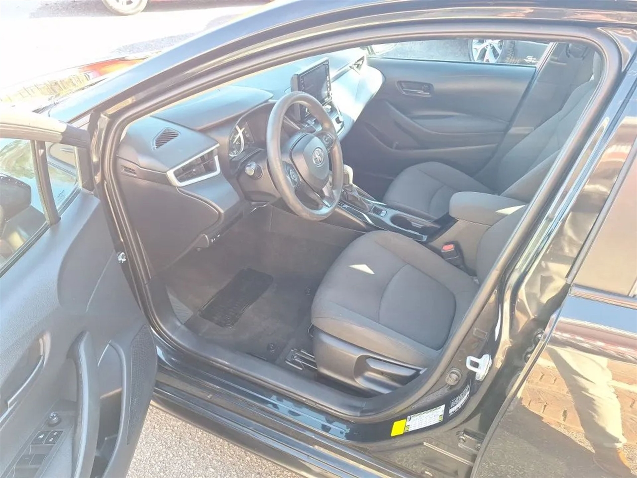 Toyota Corolla LE 2022