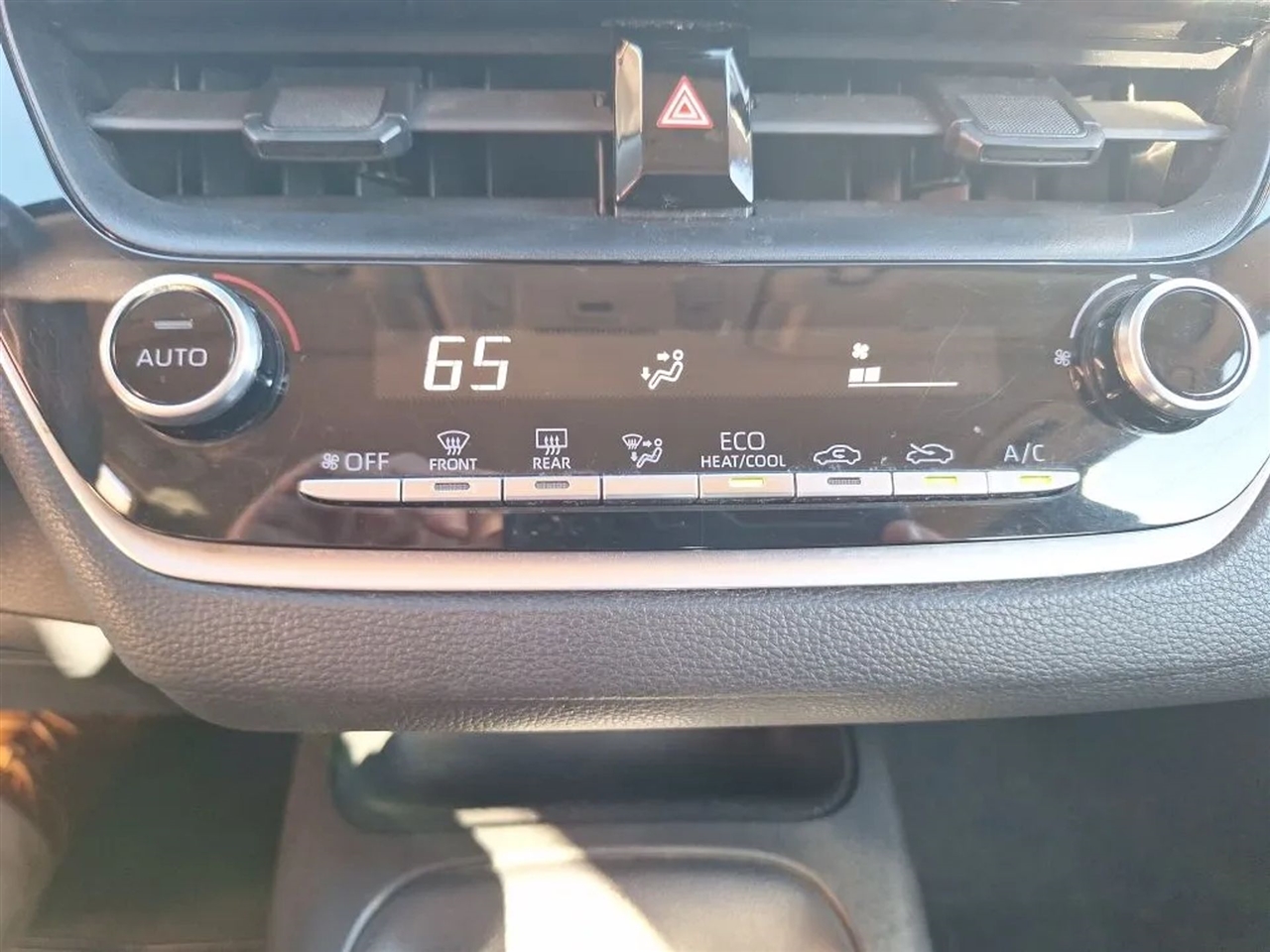 Toyota Corolla LE 2022