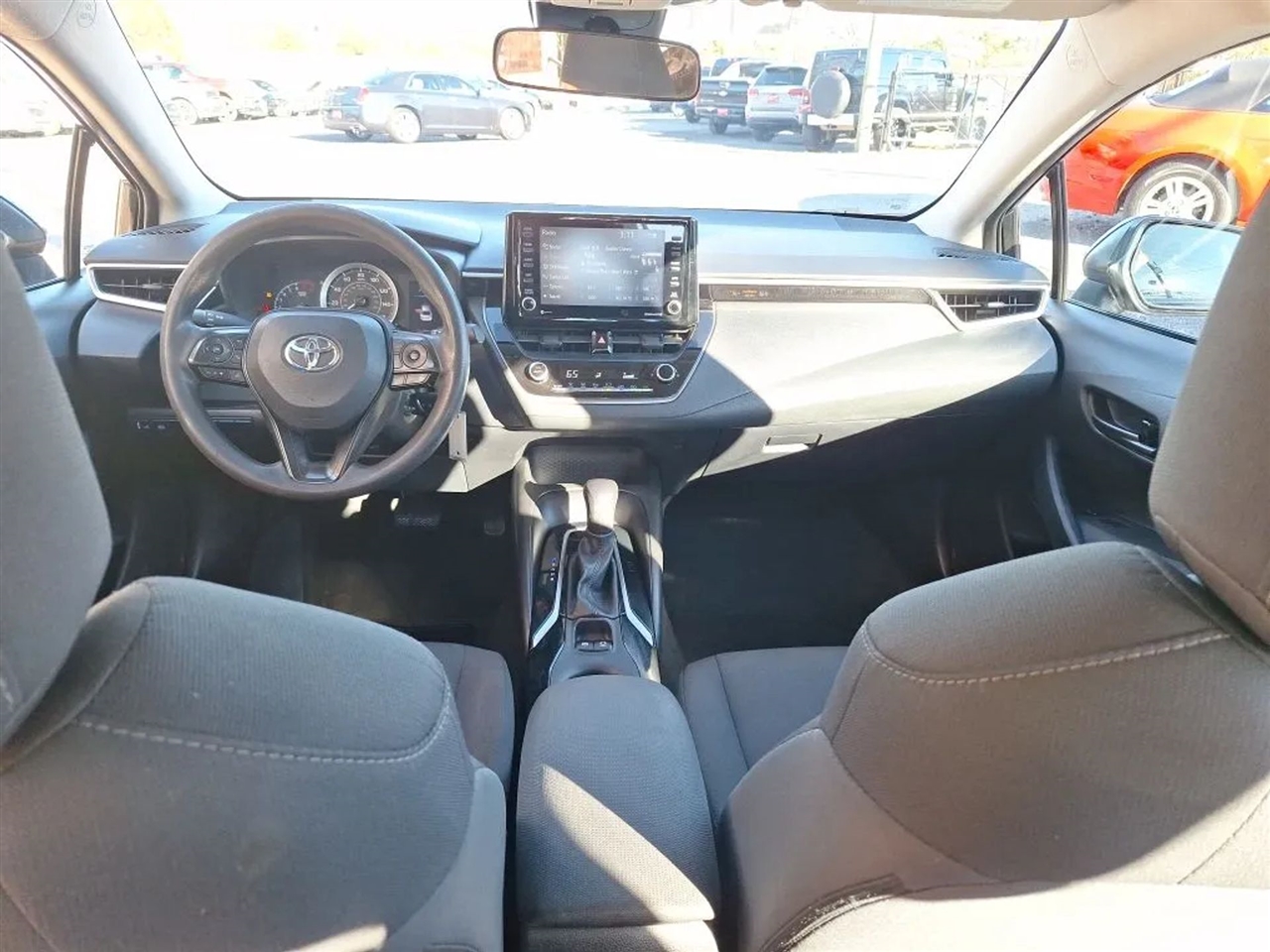 Toyota Corolla LE 2022