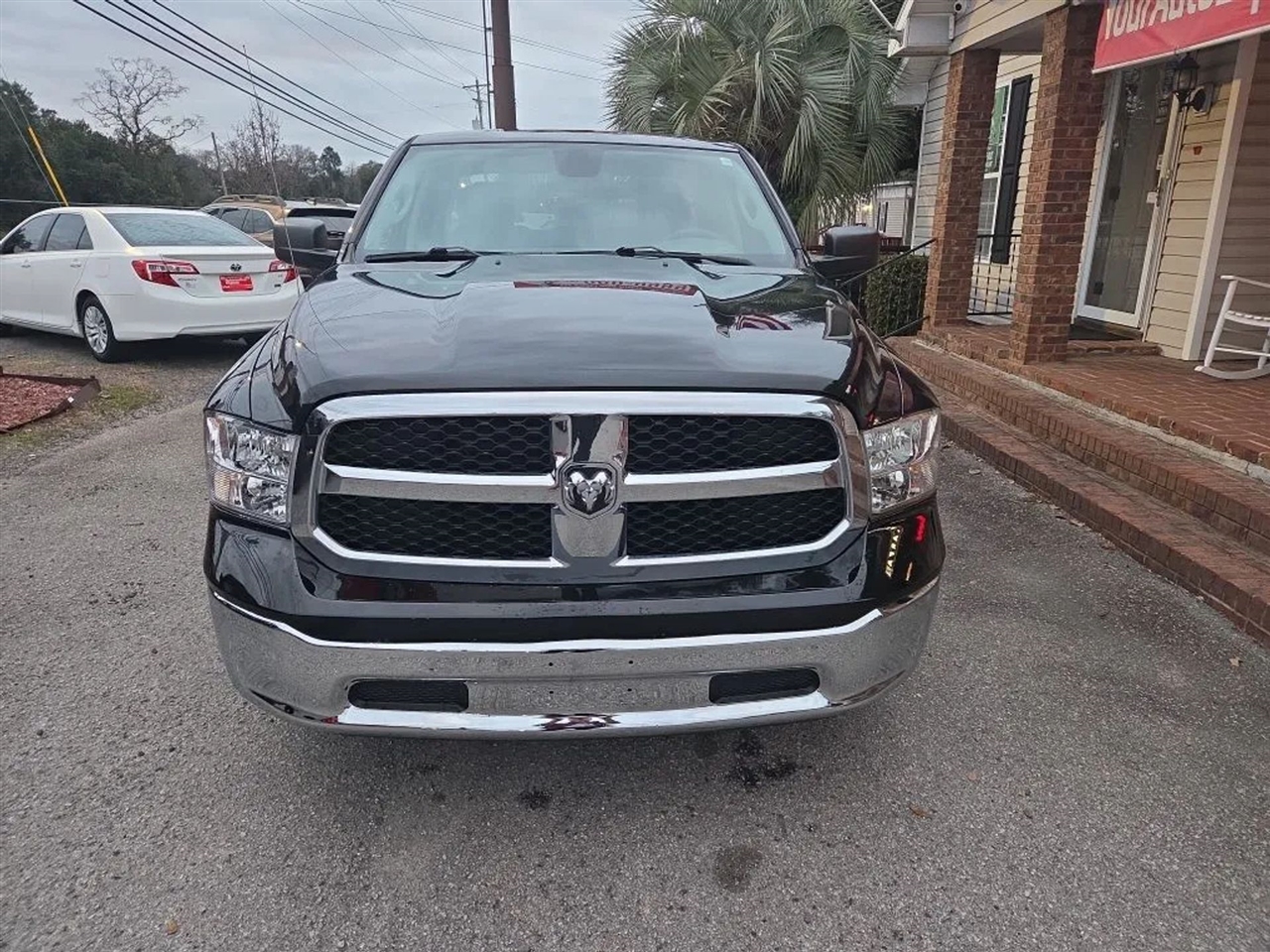 RAM 1500 Classic Tradesman Quad Cab 2WD 2019