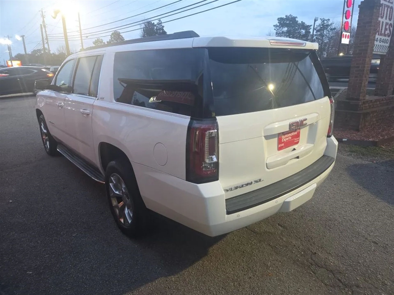 GMC Yukon XL SLT 2WD 2016