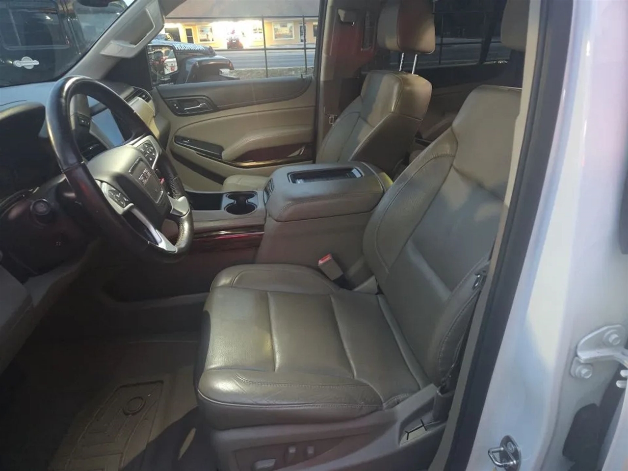 GMC Yukon XL SLT 2WD 2016