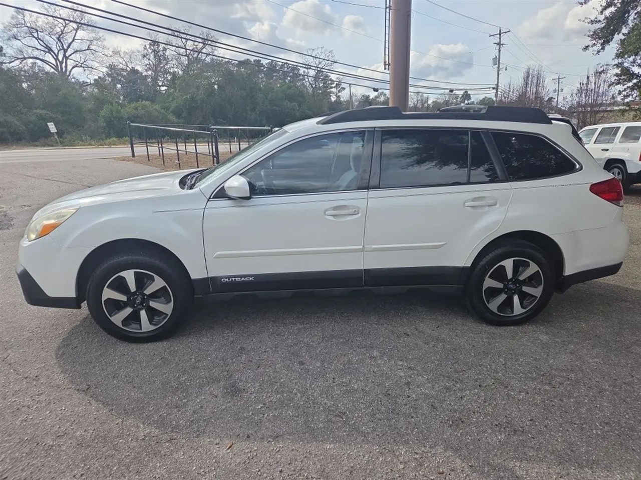 Subaru Outback 2.5i Premium 2013