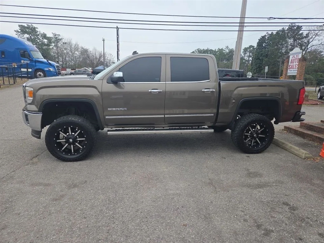 GMC Sierra 1500 SLT Crew Cab 2WD 2014