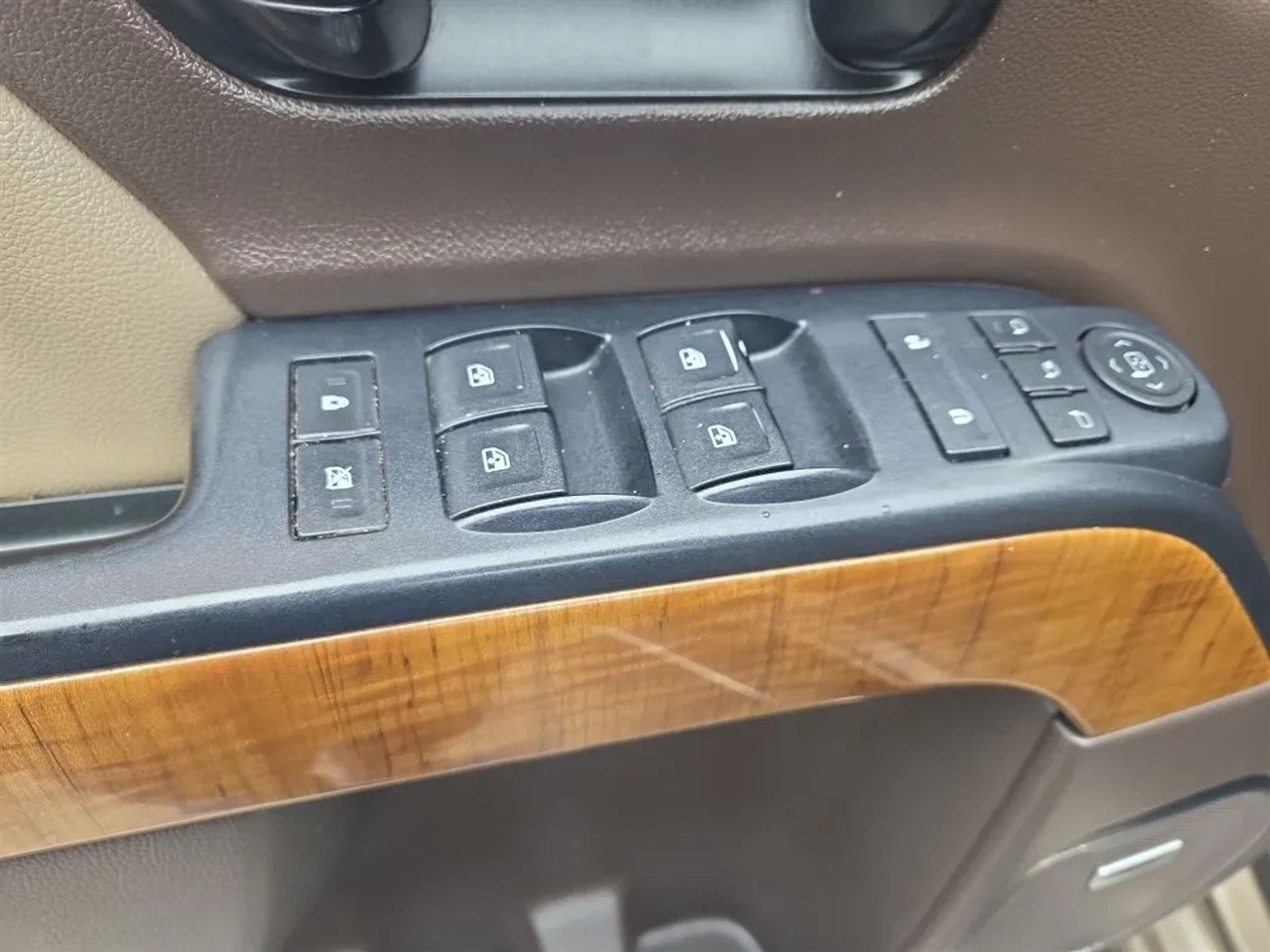 GMC Sierra 1500 SLT Crew Cab 2WD 2014