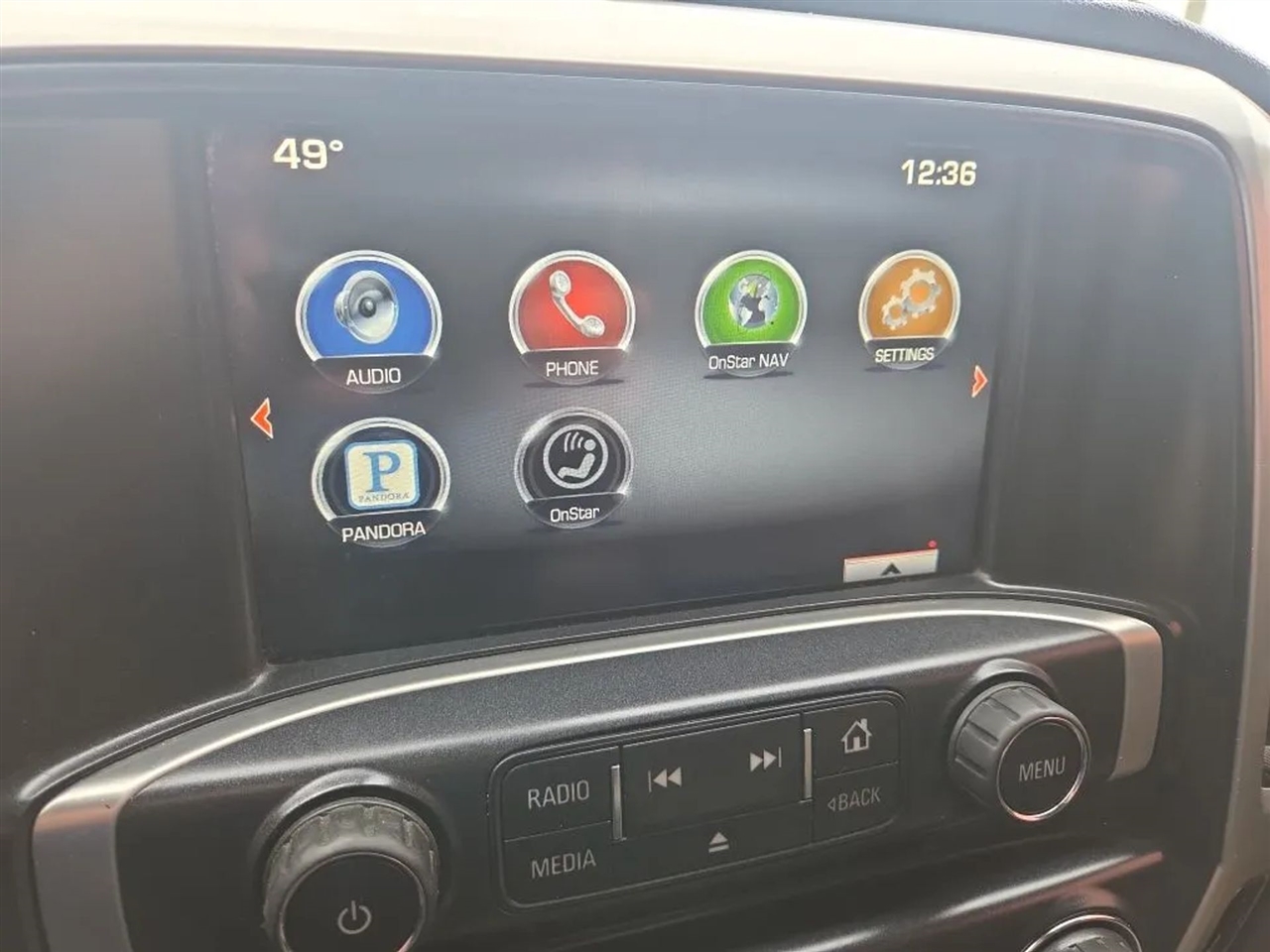 GMC Sierra 1500 SLT Crew Cab 2WD 2014