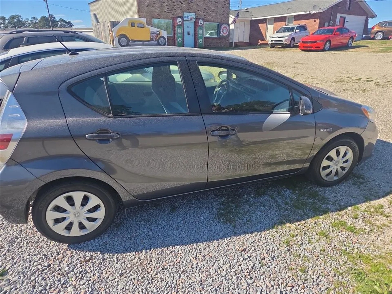 Toyota Prius c One 2014