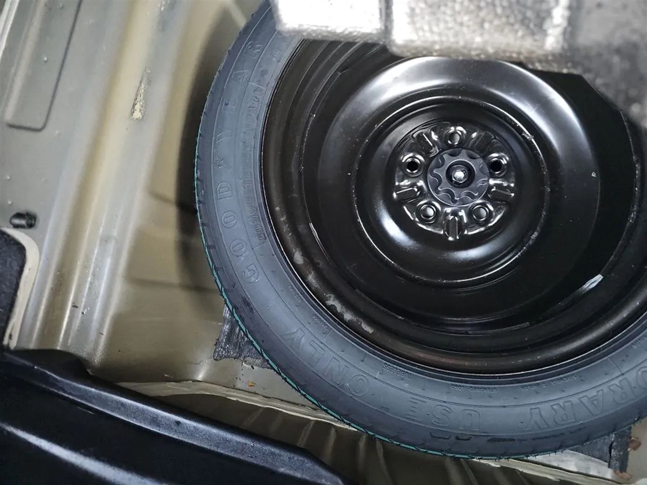 Toyota Camry LE 2016