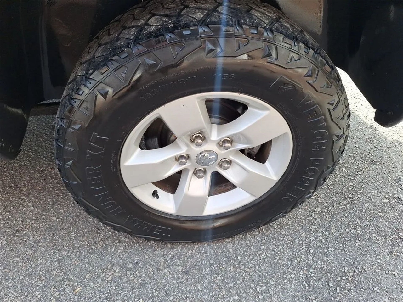 RAM 1500 SLT Quad Cab 2WD 2016