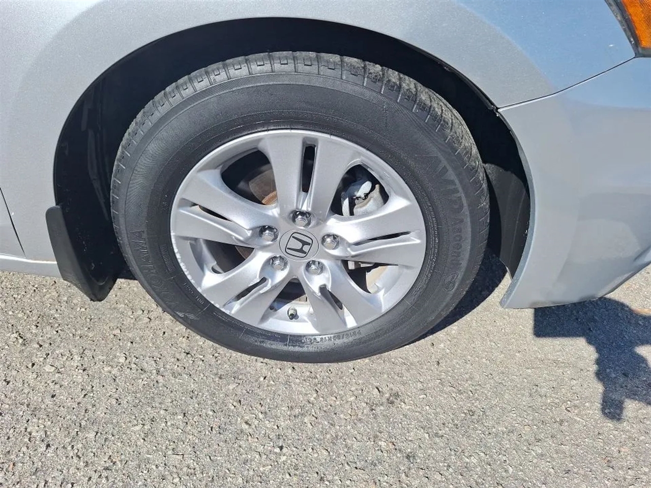 Honda Accord SE Sedan AT 2011