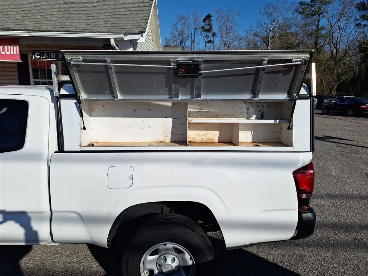 Toyota Tacoma SR5 Access Cab I4 6AT 2WD 2022