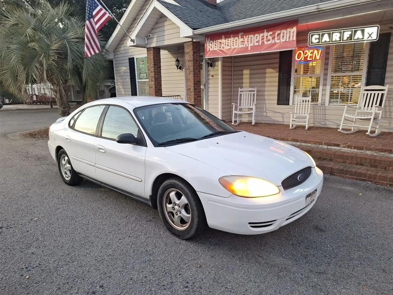 2007 Ford Taurus SE