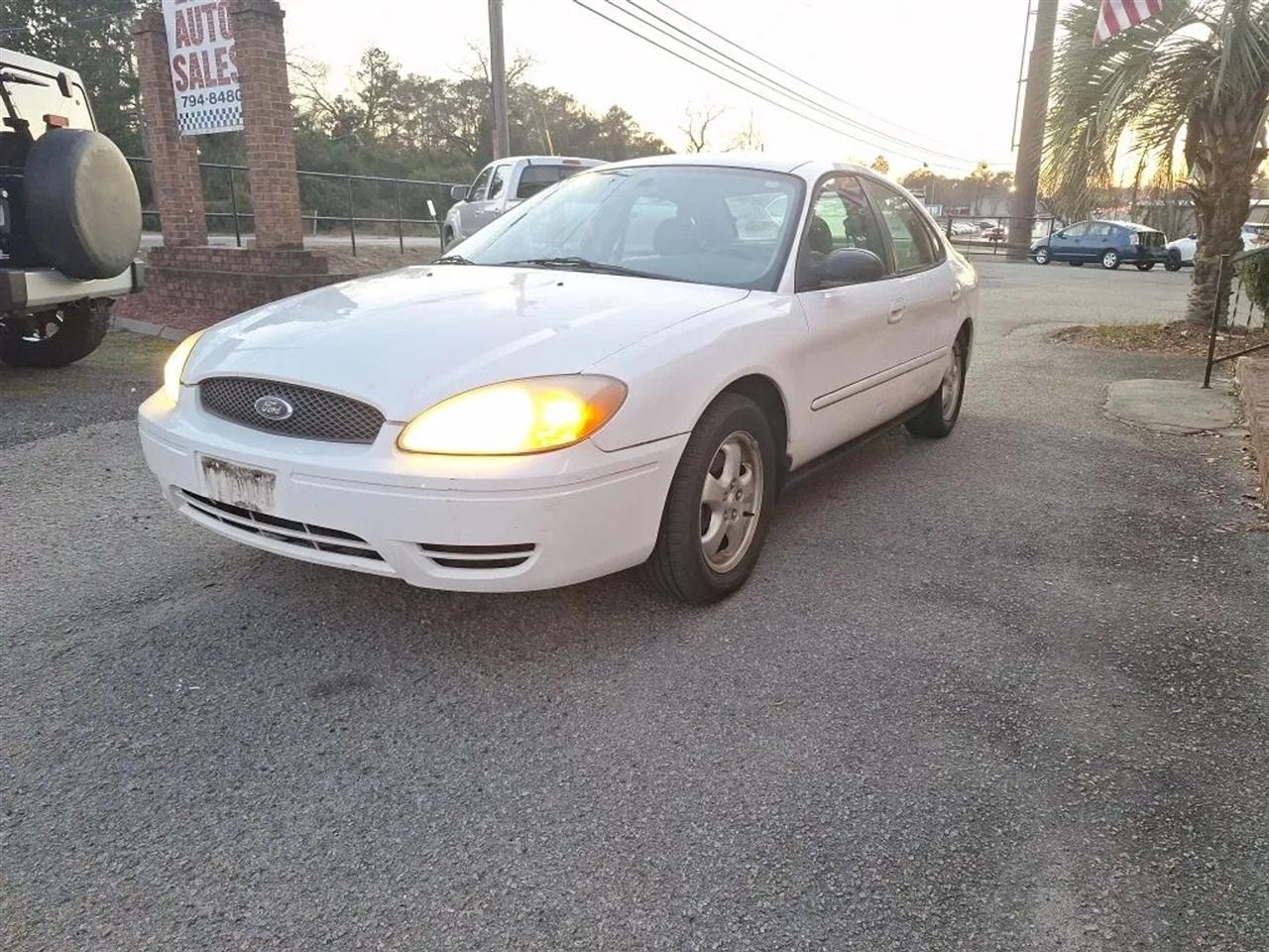Ford Taurus SE 2007
