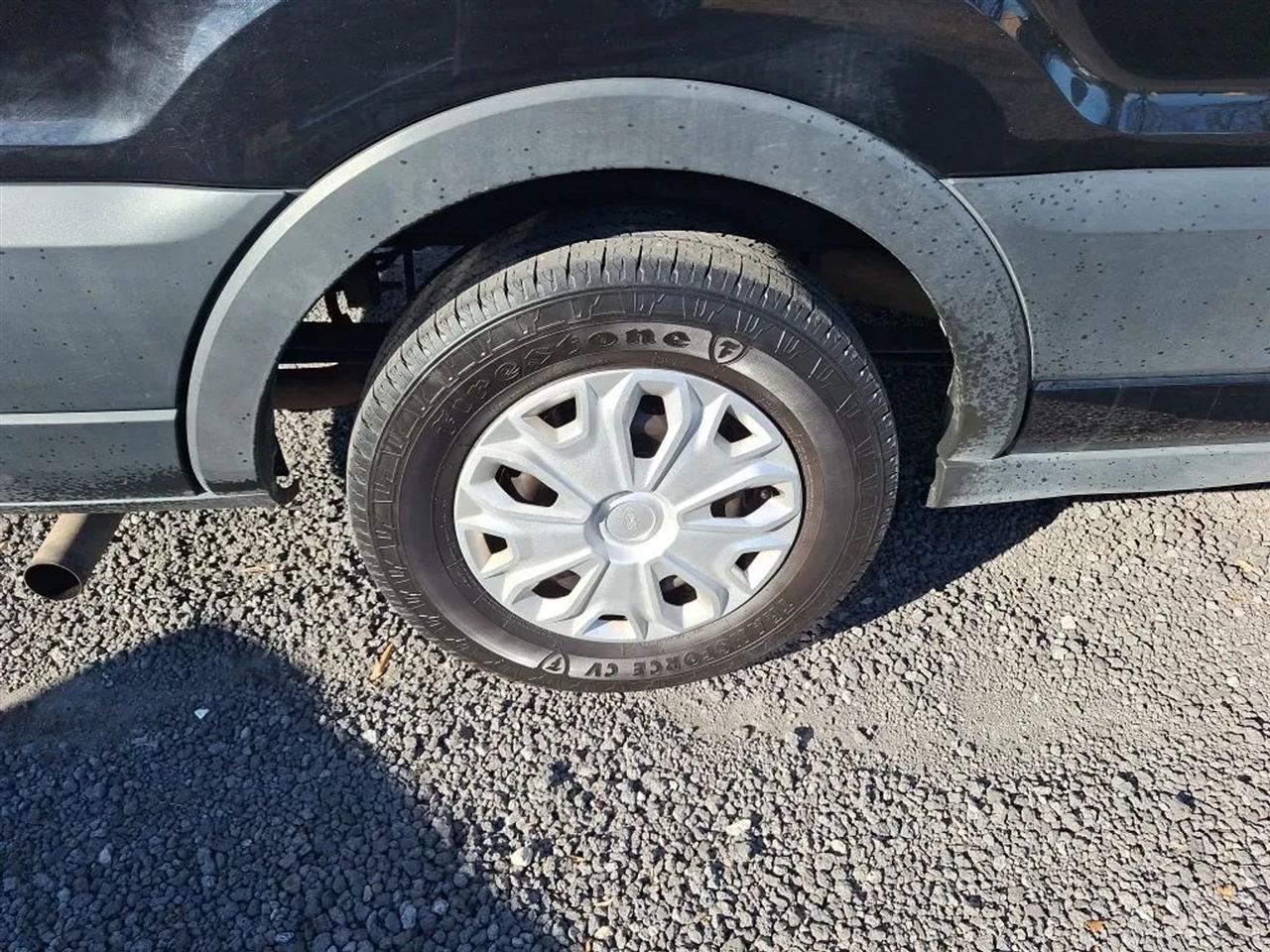 Ford Transit 350 Wagon Med. Roof XL w/Sliding Pass. 148-in. WB 2021