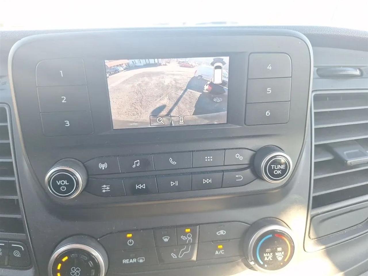 Ford Transit 350 Wagon Med. Roof XL w/Sliding Pass. 148-in. WB 2021