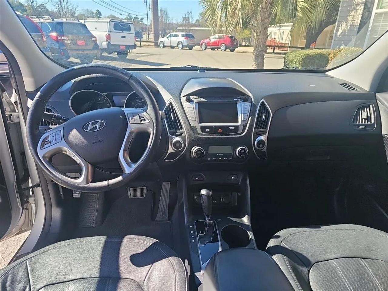 Hyundai Tucson Limited 2WD 2013