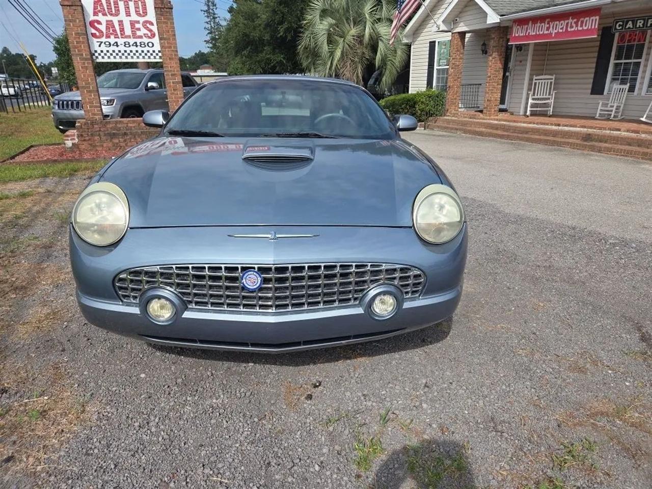 Ford Thunderbird Deluxe 2005