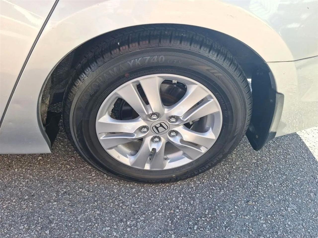 Honda Accord SE Sedan AT 2011