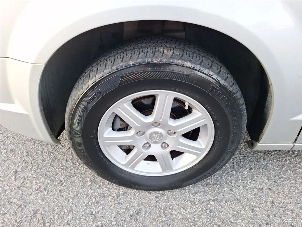 Chrysler Town & Country Touring 2010