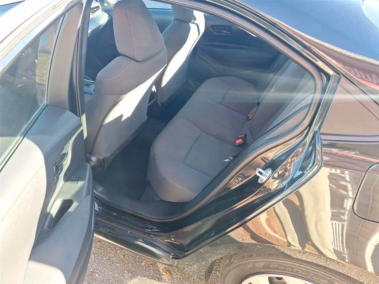 Toyota Corolla LE 2022