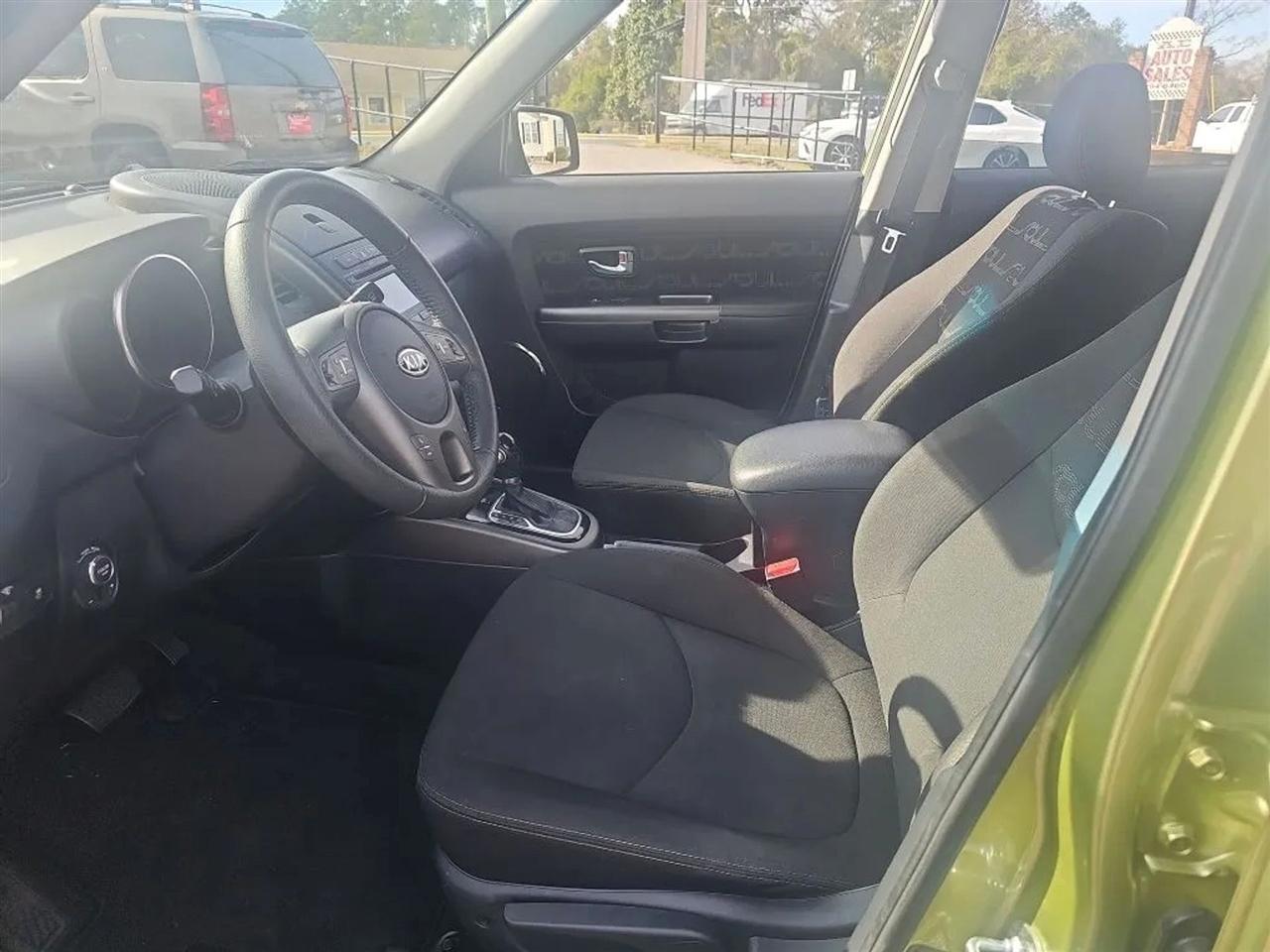 Kia Soul + 2012